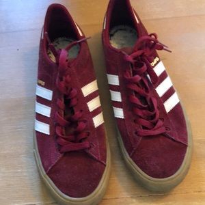 Adidas campus skateboarding shoe